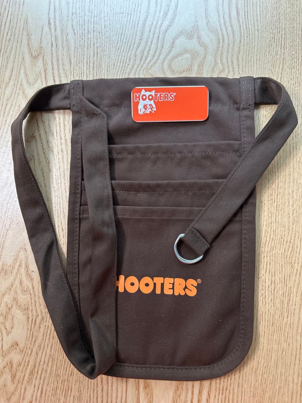 New Hooters Girl Uniform Dark Brown Money Pouch & Blank Name Tag😍